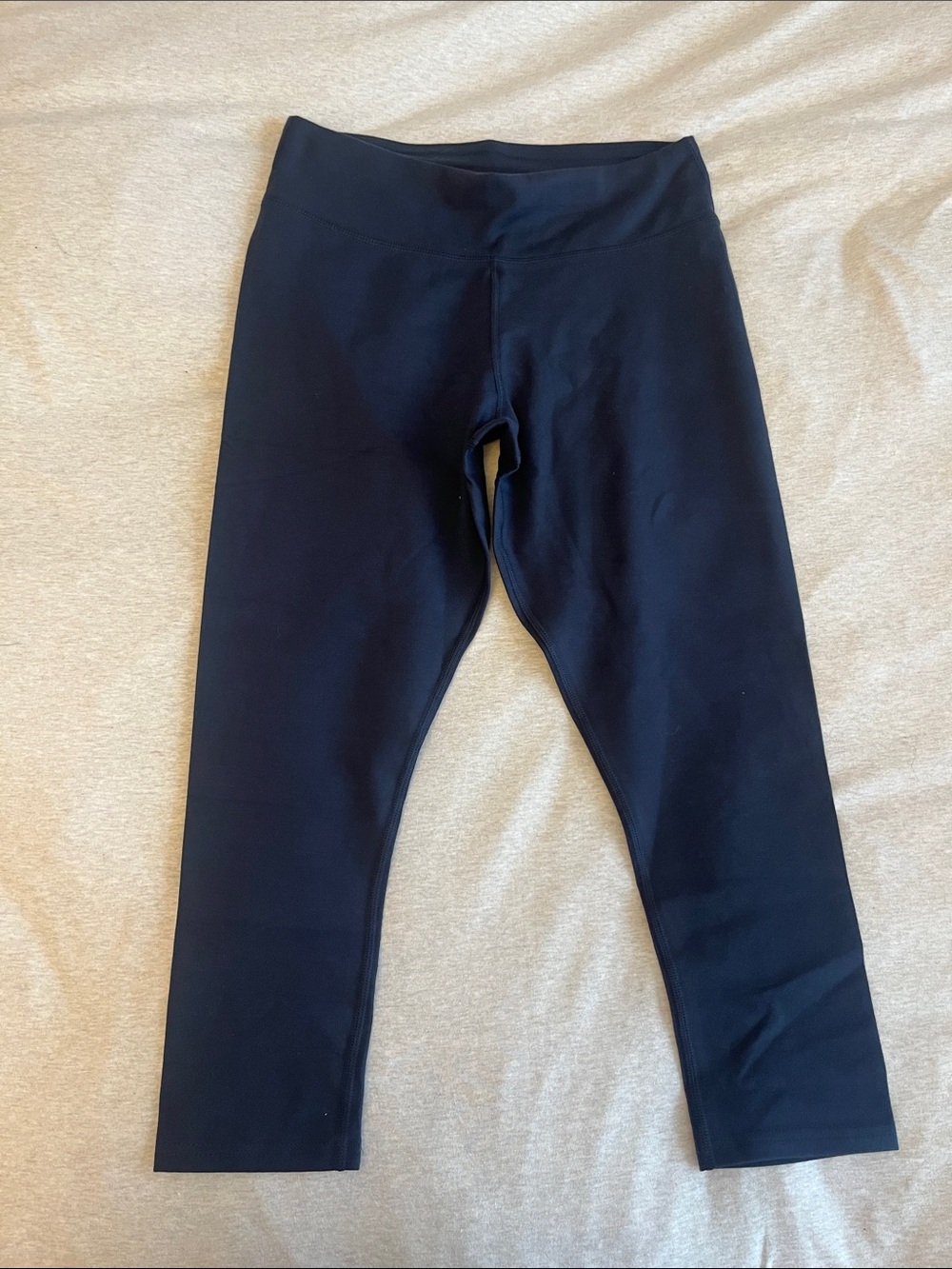 NWOT Pact On The Go-to Cropped Leggings